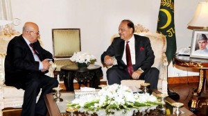 صدر مملکت کی یمن کے وزیر برائے صنعت و تجارت ڈاکٹر سعد الدین علی سالم طالب کے ساتھ ملاقات