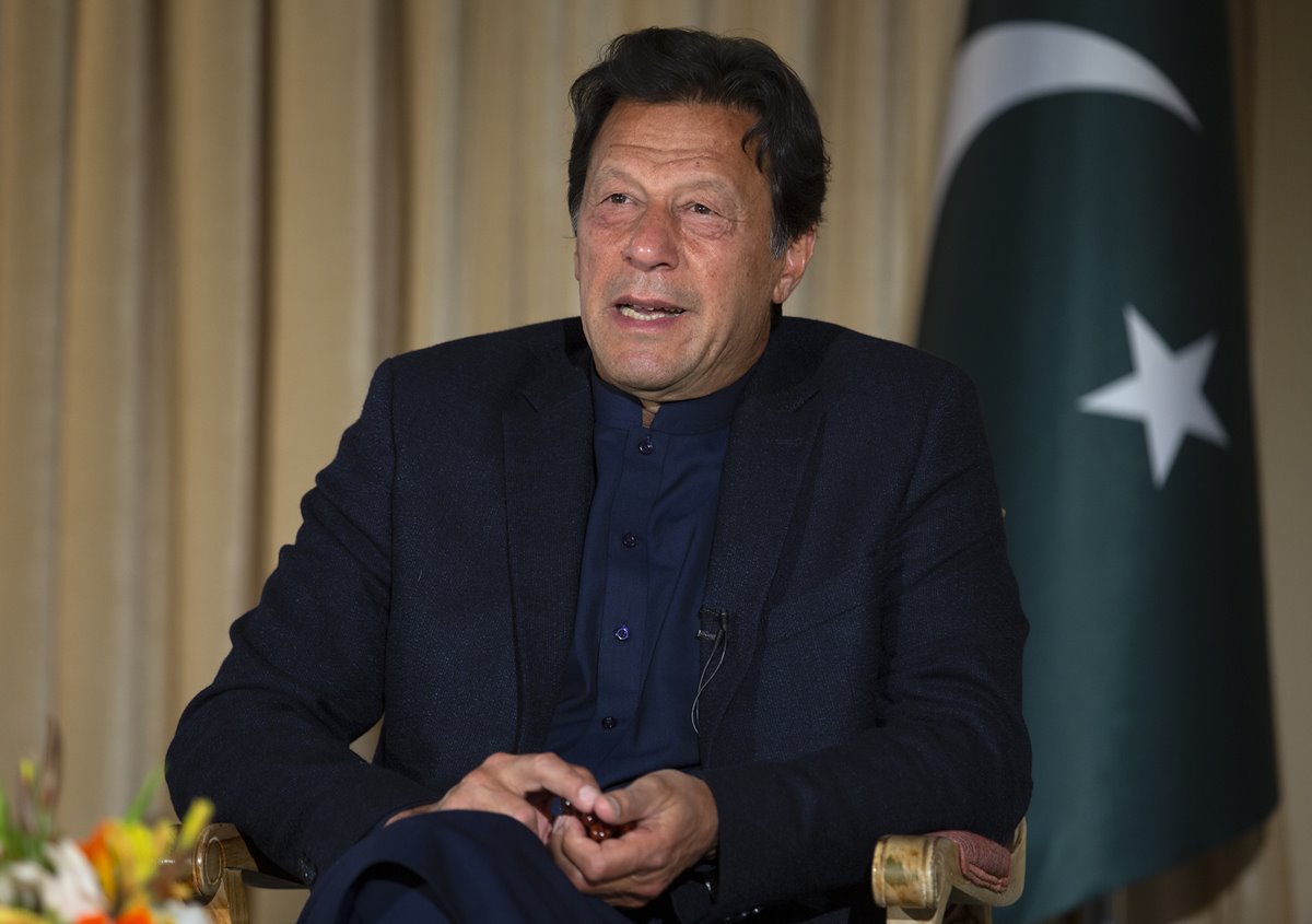 پناہ گاہوں کا سیاست سے کوئی تعلق نہیں، عمران خان