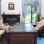 وزیراعظم شہباز شریف سے آرمی چیف جنرل قمر جاوید باجوہ کی ملاقات