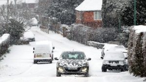 بالائی علاقوں میں شدید برفباری، ہر سو سفیدی چھا گئی، رابطے منقطع