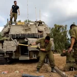 ISRAEL TANK ON GAZA BANK