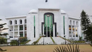 ٹیکس حکام بغیر نوٹس کسی بھی وقت چھاپہ مار سکتے ہیں: وفاقی آئینی عدالت