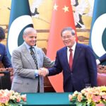 پاکستان چین.. قومی مفادات پر مکمل حمایت کا اعلان ( تعاون کی 15 دستاویزات پر دستخط) PAK CHINA PM MEETING