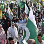 یومِ الحاقِ پاکستان: کشمیری آج تجدیدِ عہد کے ساتھ منا رہے ہیں Kahsmiris-Pakistan