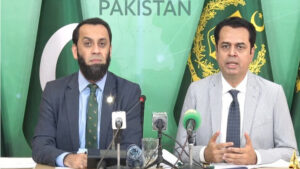    ..4..( قیدیوں جیل مینوئل ) عمران خان کو علاج کی سہولتیں ملتی رہیں گی:عطا تارڑ